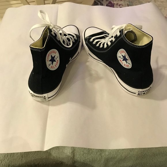 Converse All-Star Chuck Taylor Black and White Hi-Top, Size 11